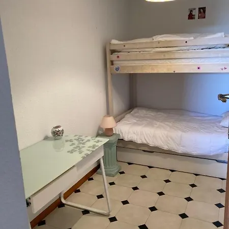 10 A 12 Pers Famille Amateurs Randonnee Boulouris Panorama Raphael Tennis Piscine Partage בית נופש