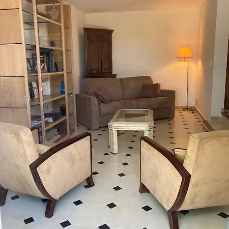 10 A 12 Pers Famille Amateurs Randonnee Boulouris Panorama Raphael Tennis Piscine Partage