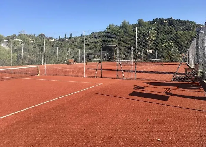10 à 12 Pers Famille Amateurs Randonnée Boulouris Panorama Raphael Tennis Piscine Partagé Сasa de vacaciones