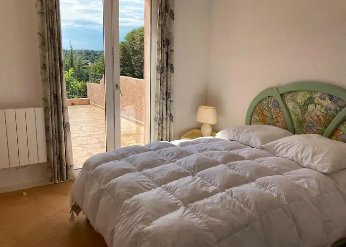 10 à 12 Pers Famille Amateurs Randonnée Boulouris Panorama Raphael Tennis Piscine Partagé *