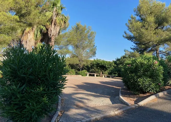 10 à 12 Pers Famille Amateurs Randonnée Boulouris Panorama Raphael Tennis Piscine Partagé