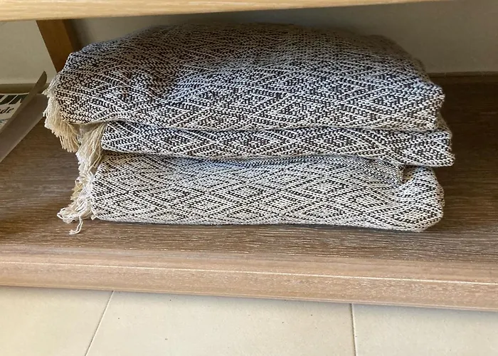 10 à 12 Pers Famille Amateurs Randonnée Boulouris Panorama Raphael Tennis Piscine Partagé Сasa de vacaciones