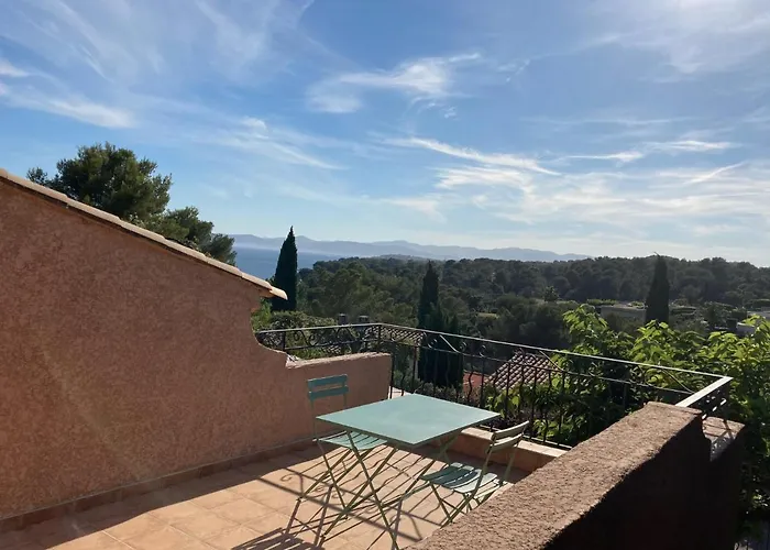 10 A 12 Pers Famille Amateurs Randonnee Boulouris Panorama Raphael Tennis Piscine Partage Holiday home Saint-Raphael (Var)