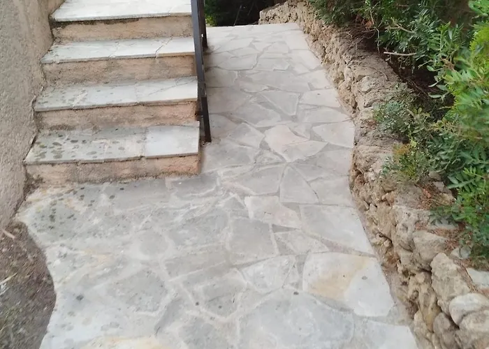 10 à 12 Pers Famille Amateurs Randonnée Boulouris Panorama Raphael Tennis Piscine Partagé Сasa de vacaciones *